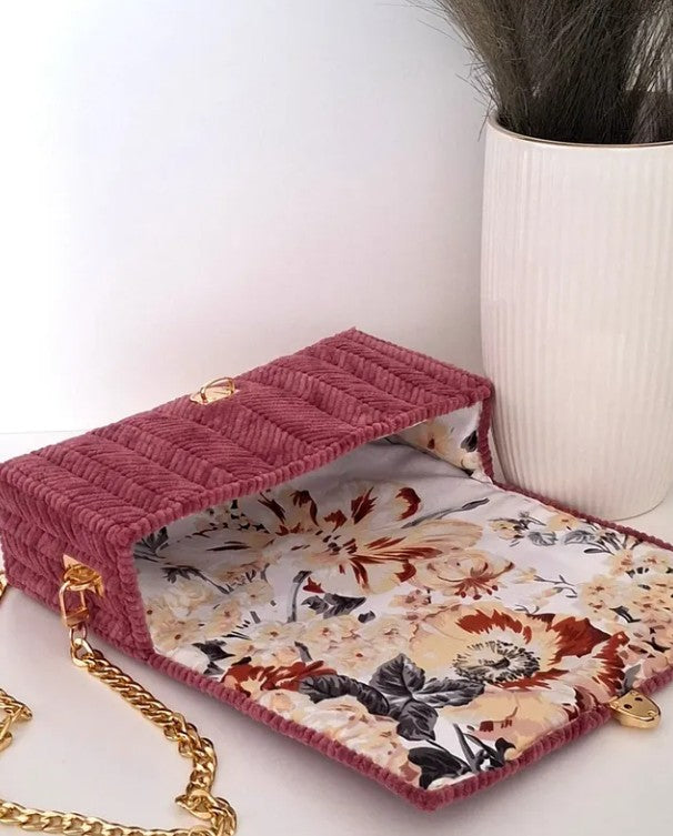 Cloud shoulder purse